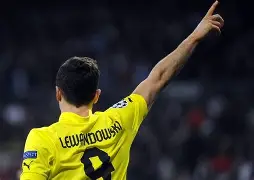 爱游戏ayx娱乐 - 纳达尔巅峰对决，莱万多夫斯基与90激战G2分钟，爆冷胜负难料！